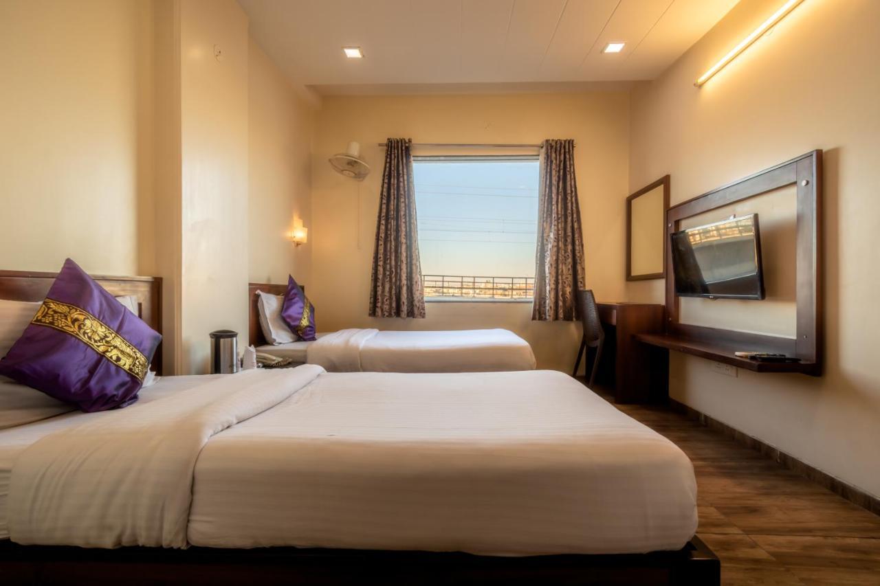 Hotel Sunday Inn Dzsaipur Kültér fotó